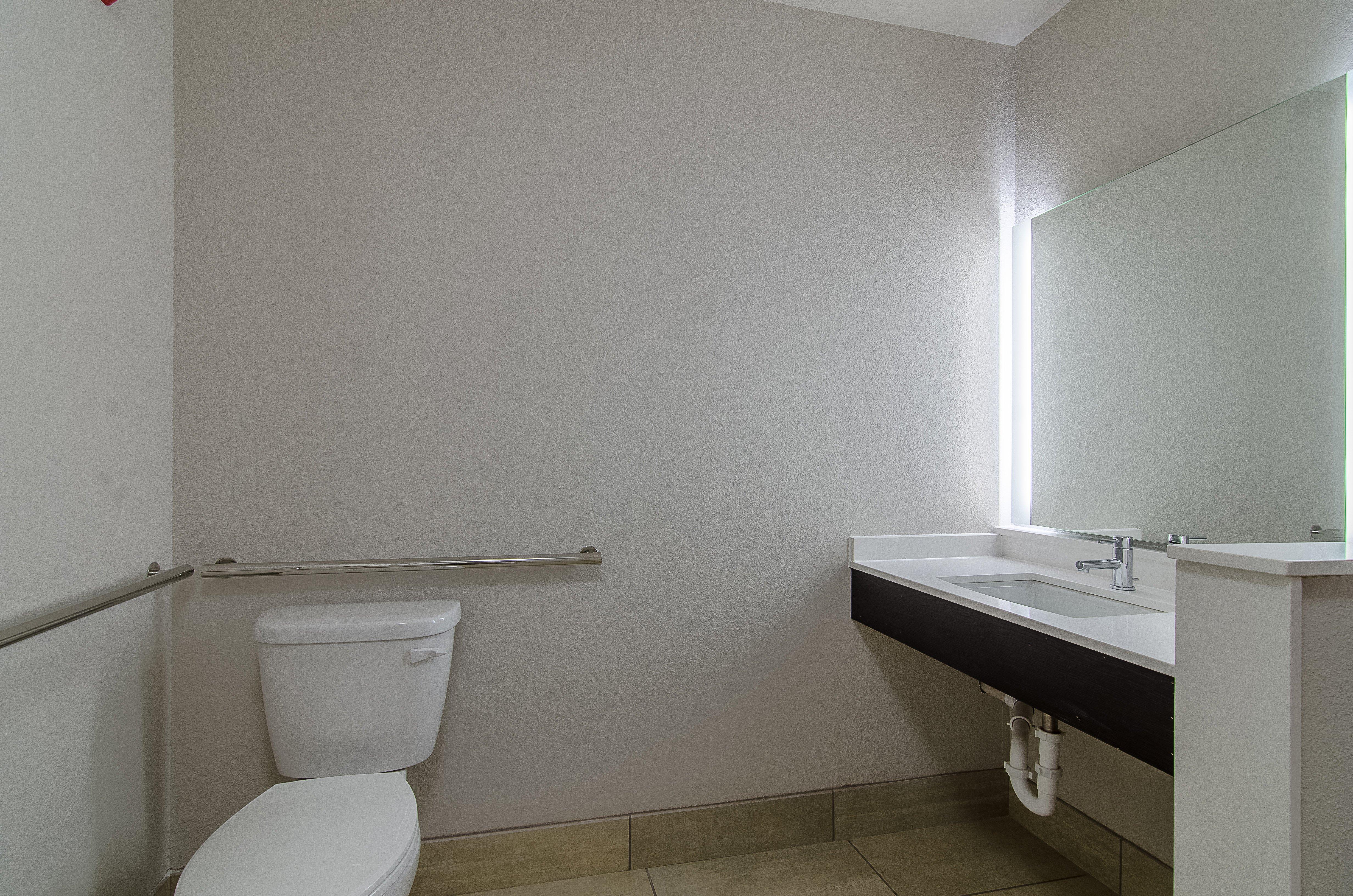 Holiday Inn Express & Suites - Atchison By Ihg Экстерьер фото
