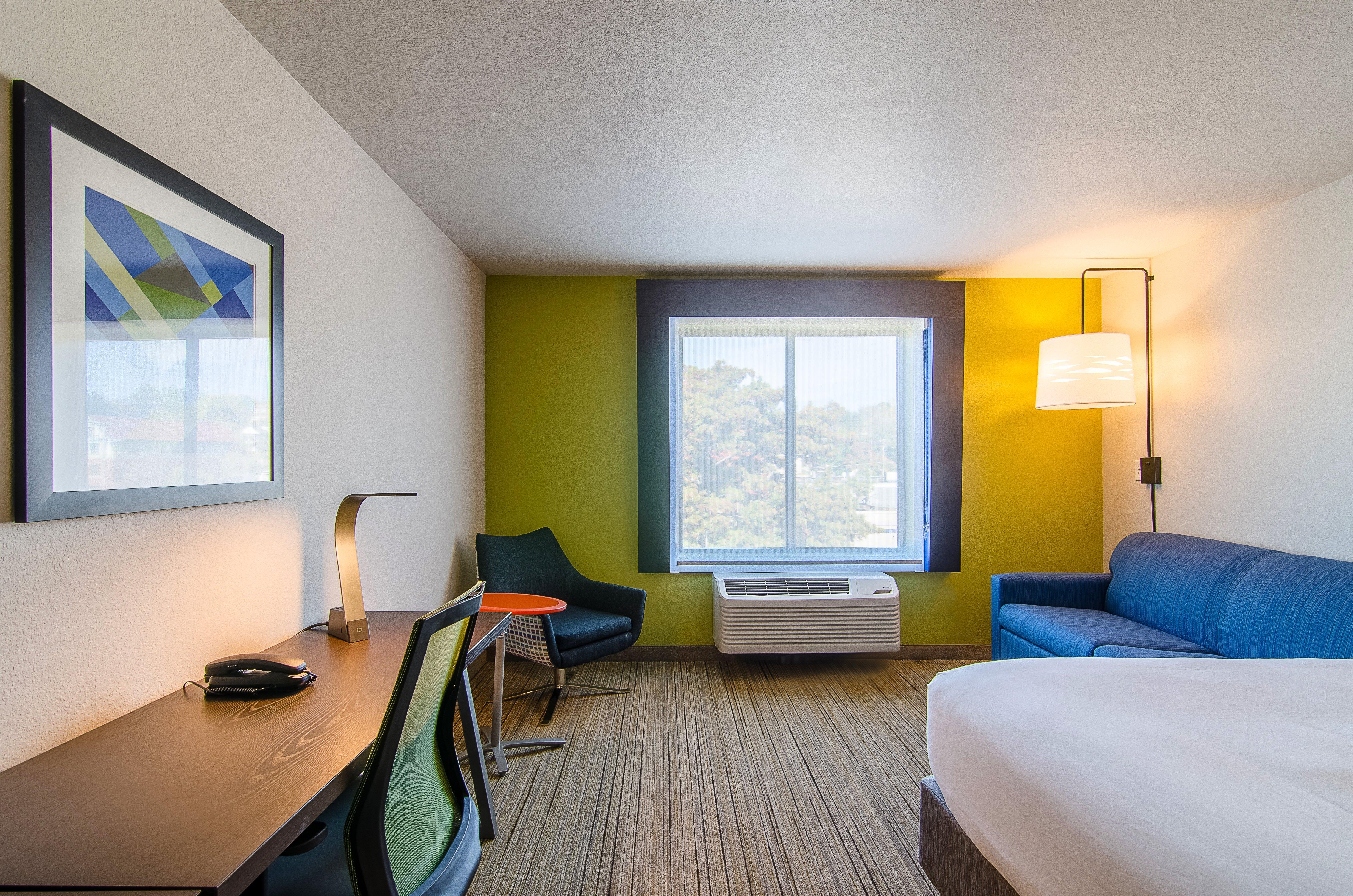 Holiday Inn Express & Suites - Atchison By Ihg Экстерьер фото